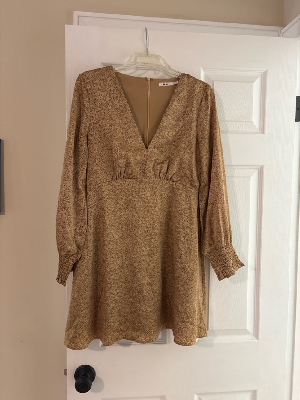 Francesca's Collections Camel Brown V-Neck Long Sleeve Mini Dress